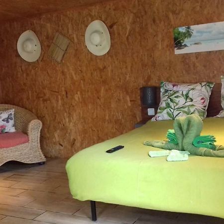 Ferme Lebon Papillon le chalet kayamb Le Tampon Extérieur photo